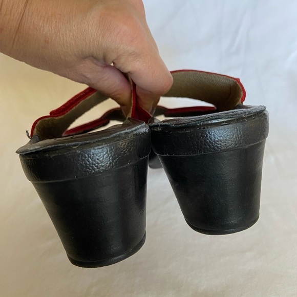 Fly Flot Womens Slides Sandals Red Double Strap Low Heel Wedge Slip On 37 US 6 - Picture 7 of 11